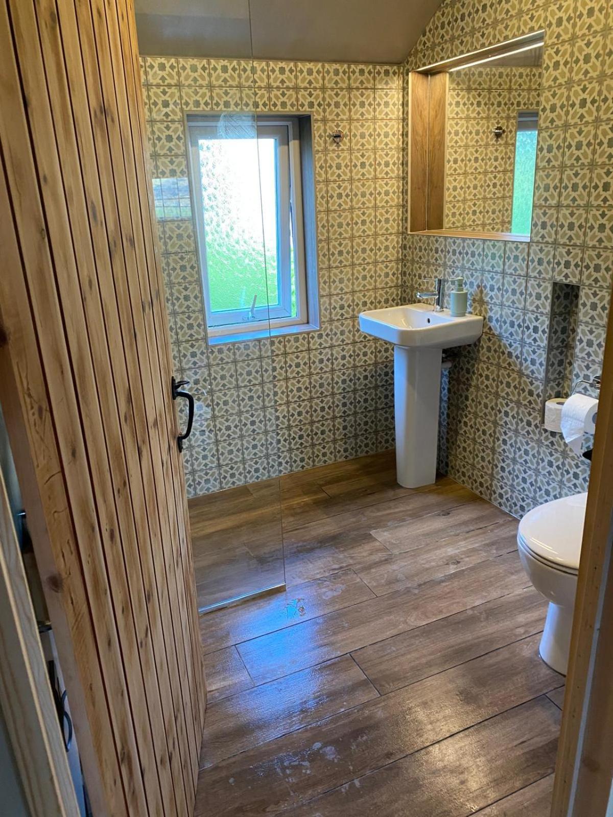 Banc Cottage Moylgrove Εξωτερικό φωτογραφία